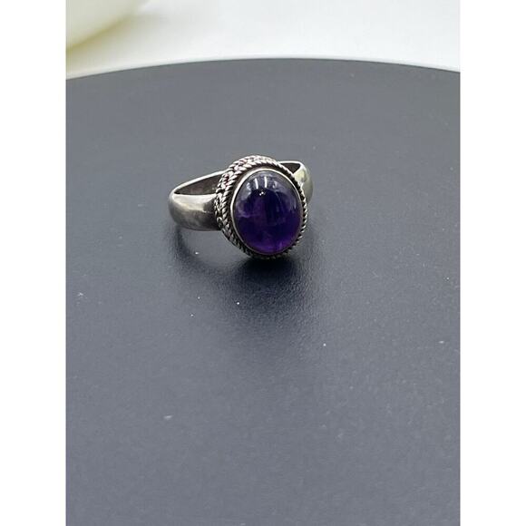 Vintage Sterling Silver Oval Purple Amethyst Cabochon Bezel Set Ring Sz 7.5 - Picture 8 of 10
